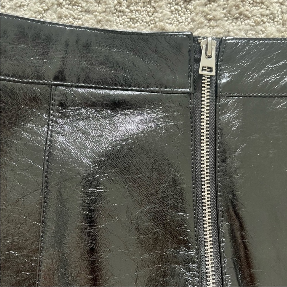 TOPSHOP Black Shiny PVC Fitted Mini Skirt with Front Zip - Picture 8 of 12
